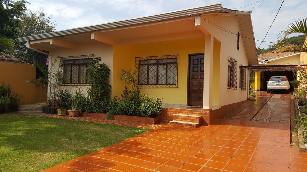 Yolanda Family House Vila Foz do Iguaçu Exterior foto
